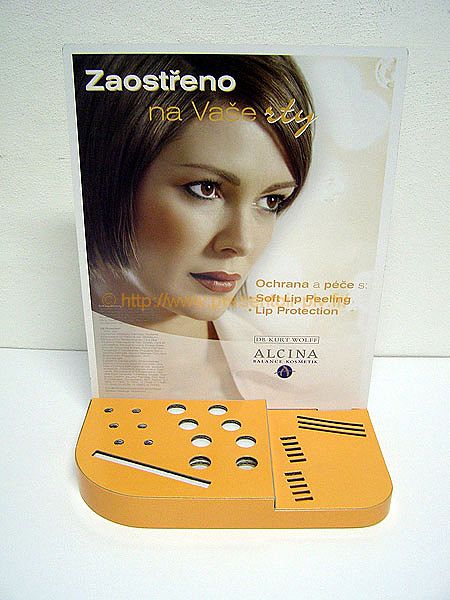 presentoir-produits-pharmaceutiques-beaute-51.jpg
